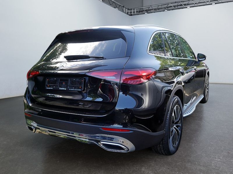 Mercedes-Benz GLC 220 2025 г. Чёрный, пробег 22244 км