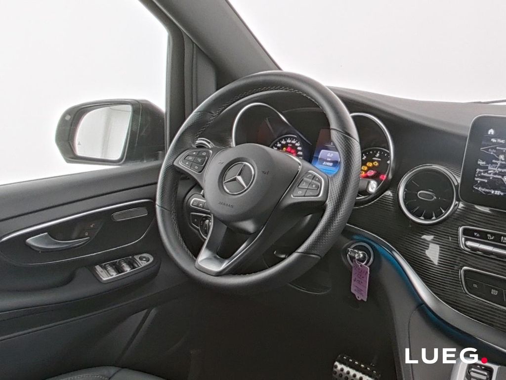 Mercedes-Benz V 250 2024 г. Серый, пробег 31896 км