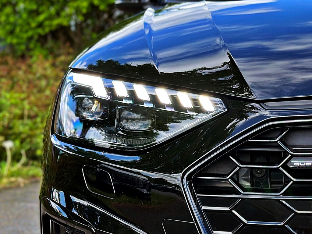 Audi A4 2025 г. Чёрный, пробег 17190 км