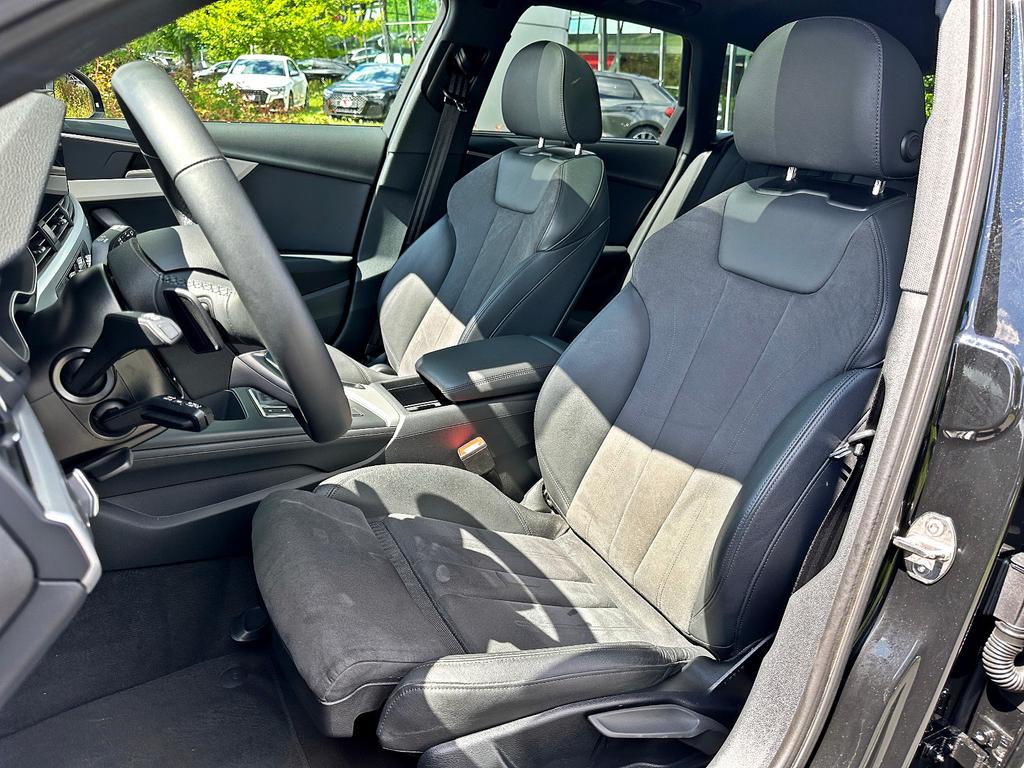 Audi A4 2025 г. Чёрный, пробег 17190 км