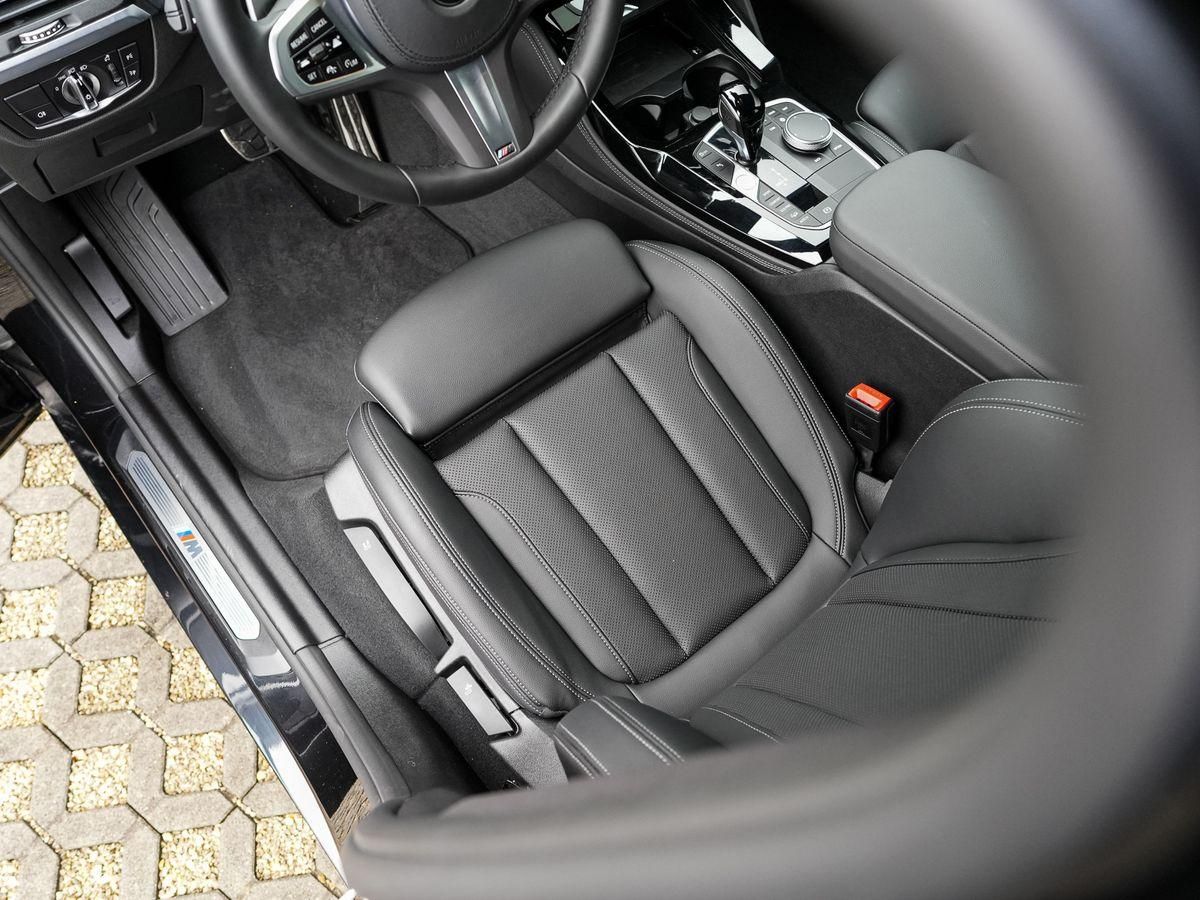 BMW X4 2026 г. Чёрный, пробег 18999 км