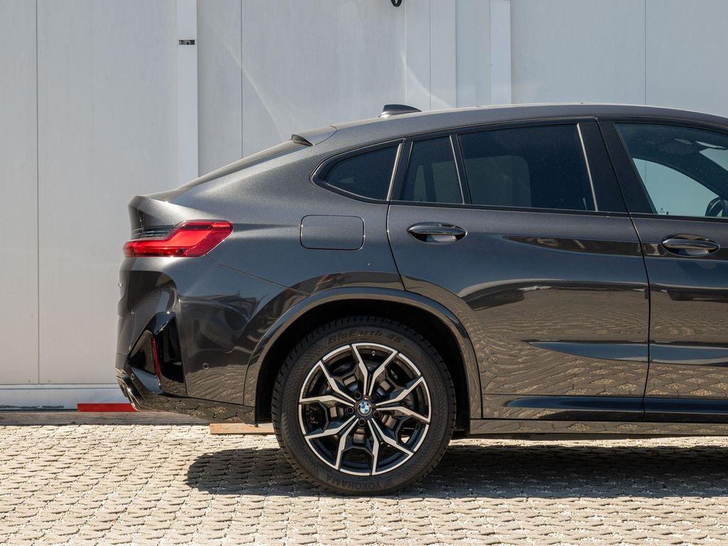 BMW X4 2026 г. Серый, пробег 15490 км
