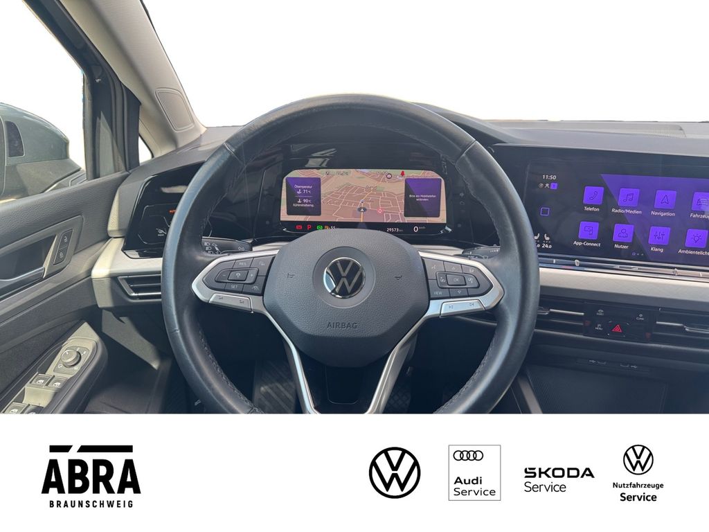 Volkswagen Golf 2023 г. Серый, пробег 29600 км