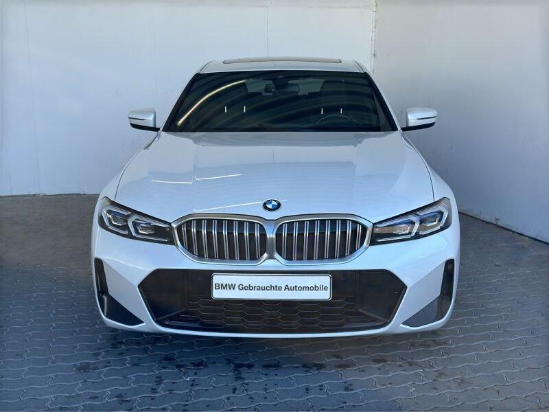 BMW 320 2022 г. Белый, пробег 59225 км