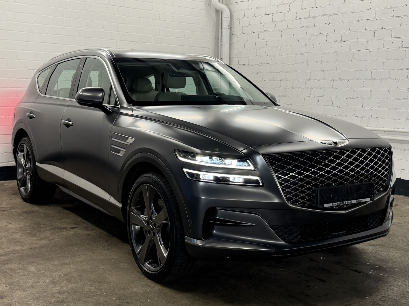 Genesis GV80 2022 г. Серый, пробег 59940 км
