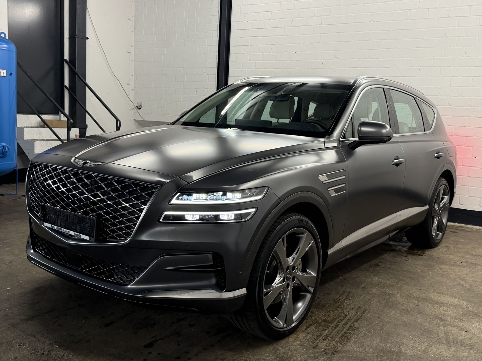 Genesis GV80 2022 г. Серый, пробег 59940 км