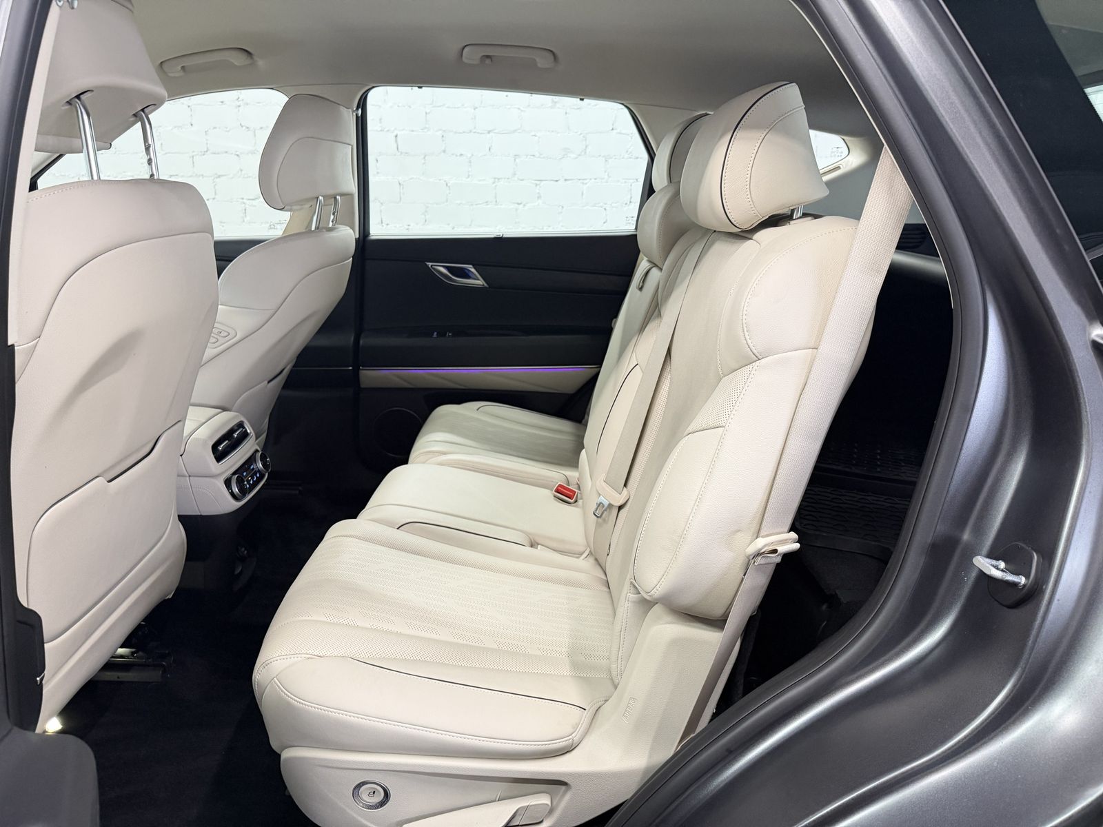 Genesis GV80 2022 г. Серый, пробег 59940 км