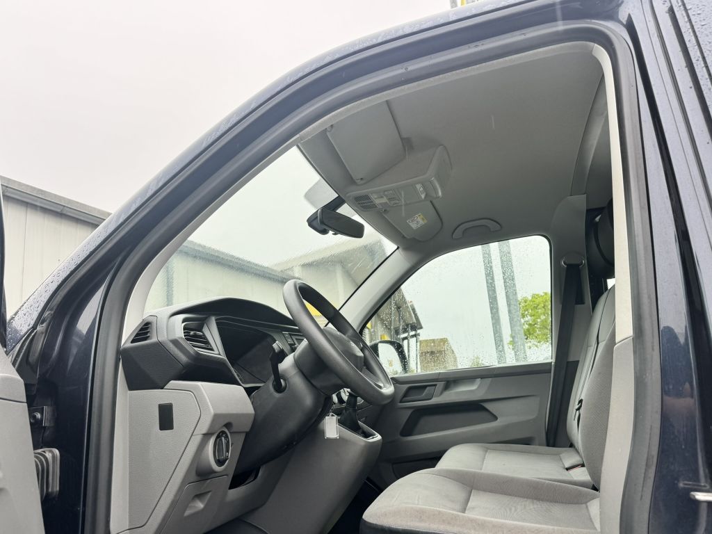 Volkswagen T6 TRANSPORTER 2023 г. Синий, пробег 49800 км
