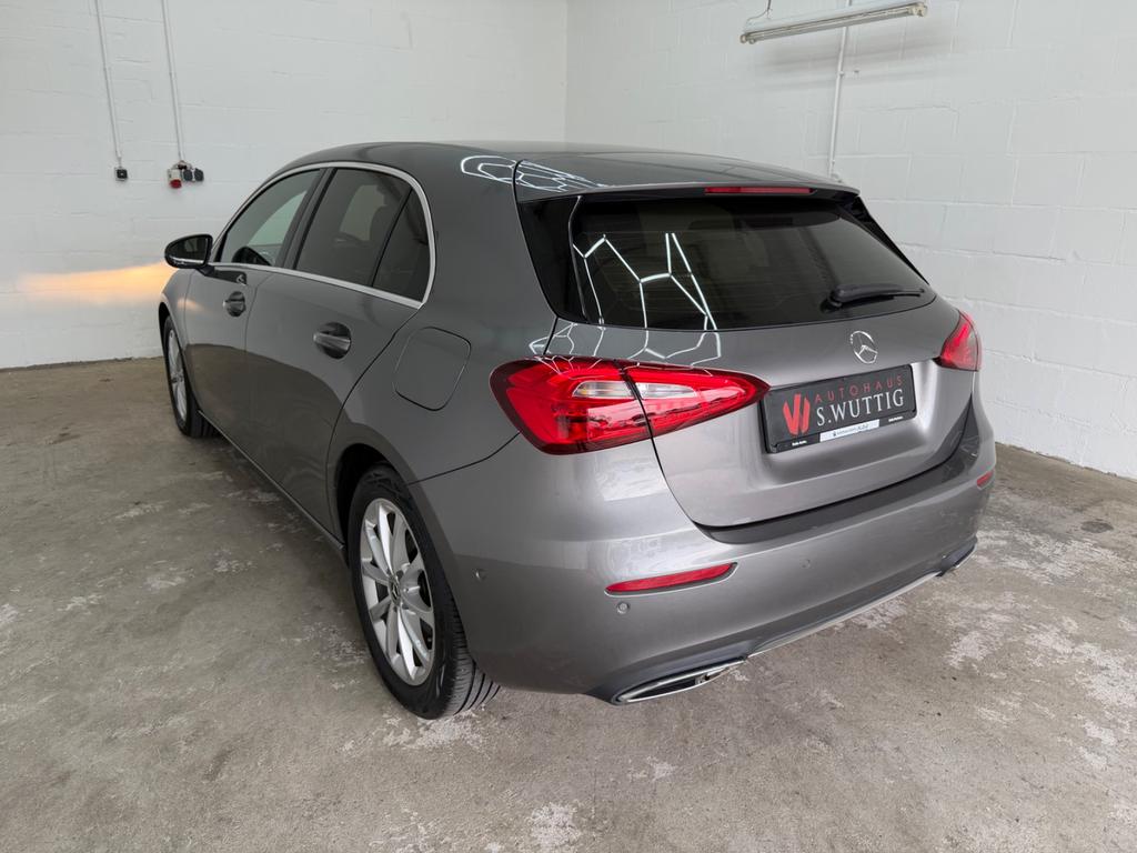 Mercedes-Benz A 180 2022 г. Серый, пробег 53000 км