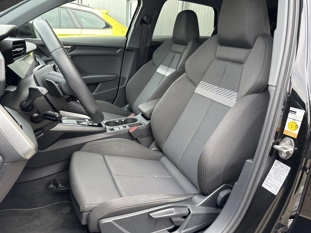 Audi A3 2022 г. Чёрный, пробег 48750 км