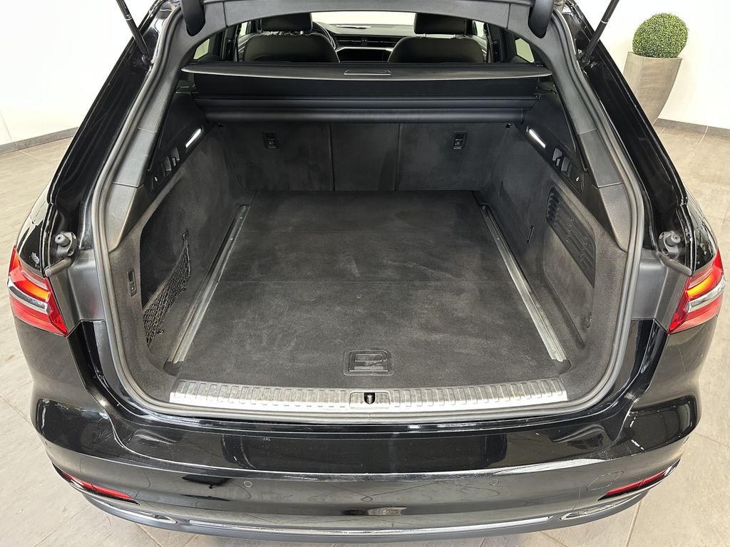 Audi A6 2022 г. Чёрный, пробег 59750 км
