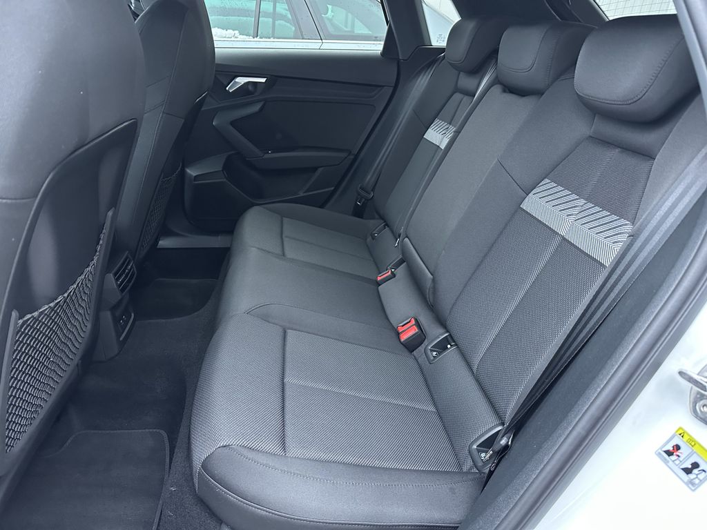 Audi A3 2023 г. Белый, пробег 54750 км