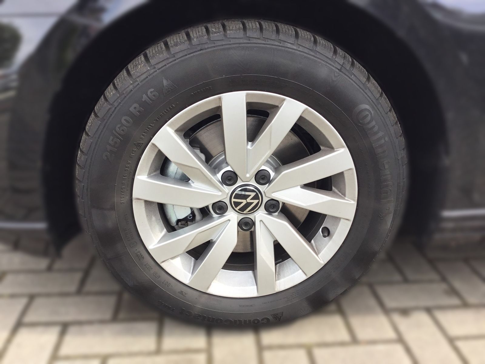 Volkswagen PASSAT VARIANT 2024 г. Чёрный, пробег 55454 км