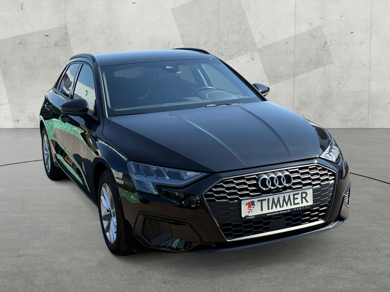 Audi A3 2023 г. Чёрный, пробег 58430 км