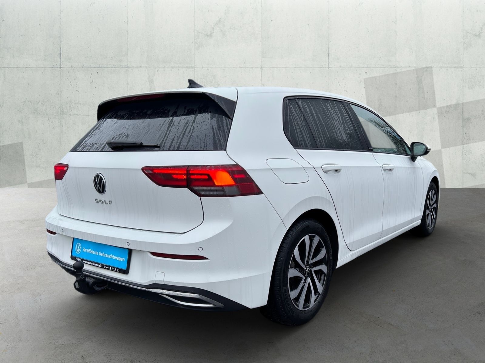 Volkswagen Golf 2022 г. Белый, пробег 40516 км