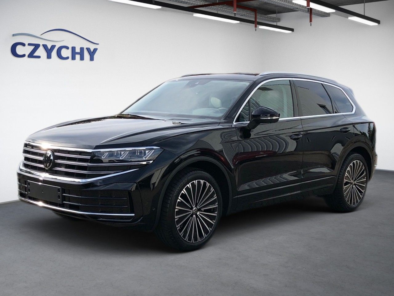 Volkswagen Touareg 2023 г. Чёрный, пробег 19800 км