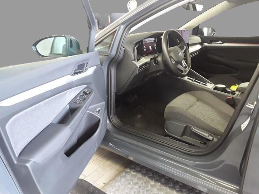 Volkswagen Golf 2025 г. Серый, пробег 27151 км
