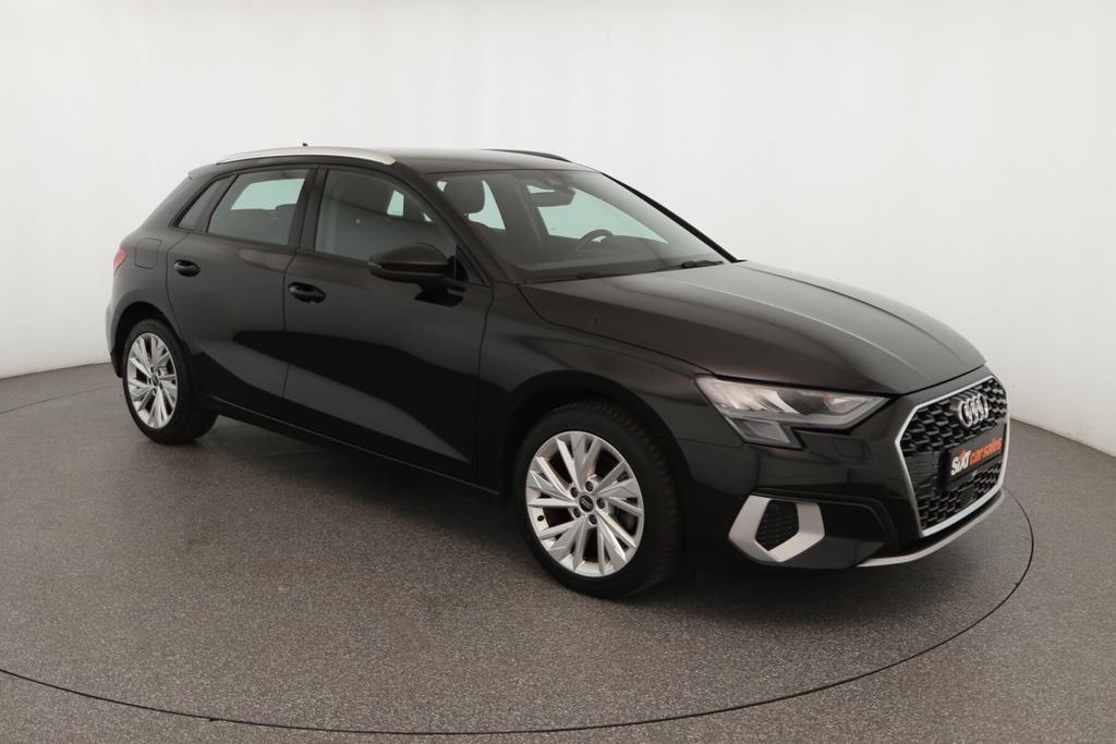 Audi A3 2022 г. Чёрный, пробег 42041 км