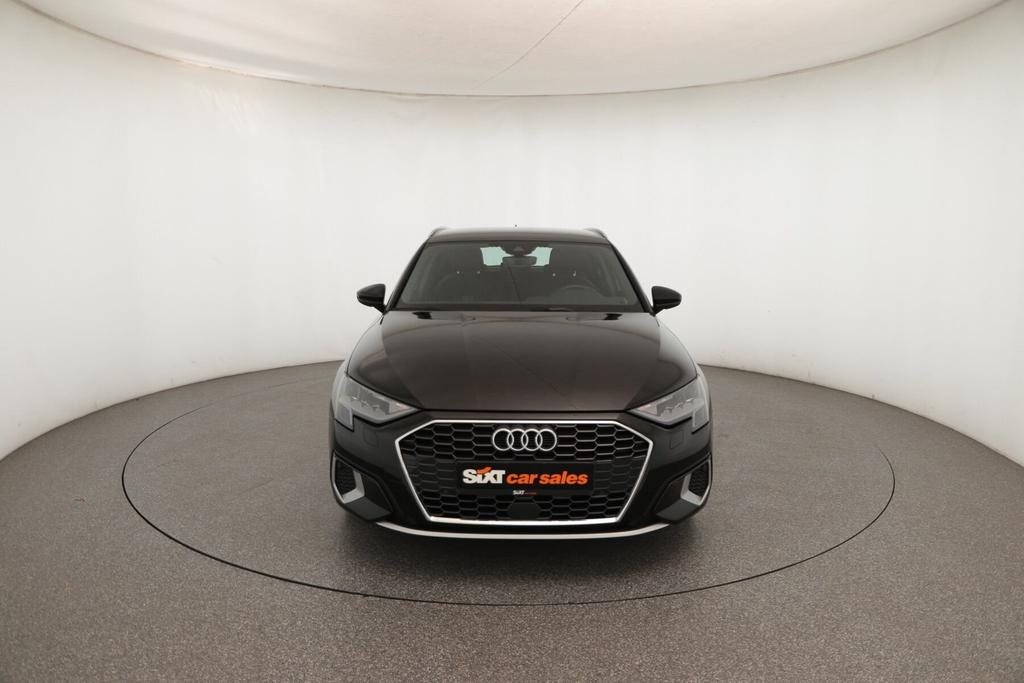 Audi A3 2022 г. Чёрный, пробег 42041 км