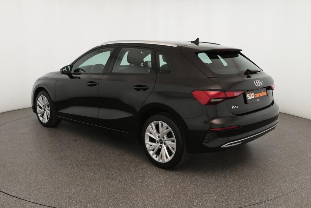 Audi A3 2022 г. Чёрный, пробег 42041 км