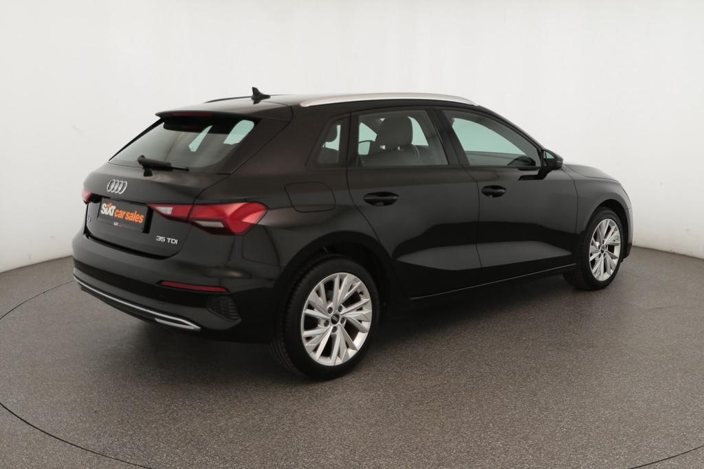 Audi A3 2022 г. Чёрный, пробег 42041 км