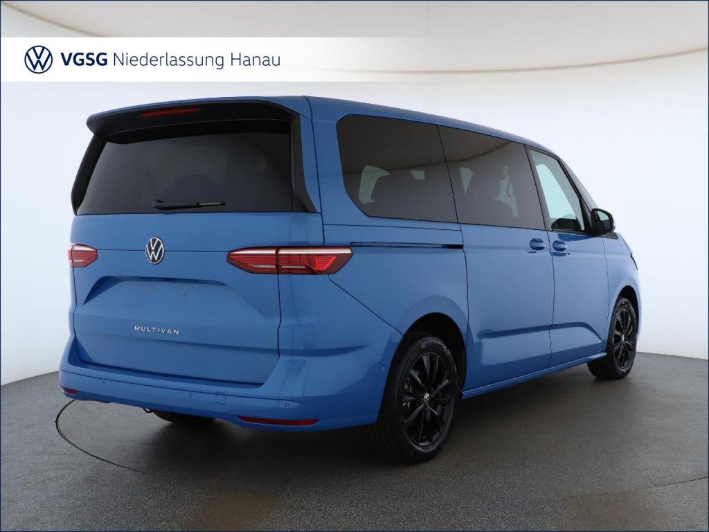 Volkswagen T7 MULTIVAN 2025 г. Синий, пробег 8737 км