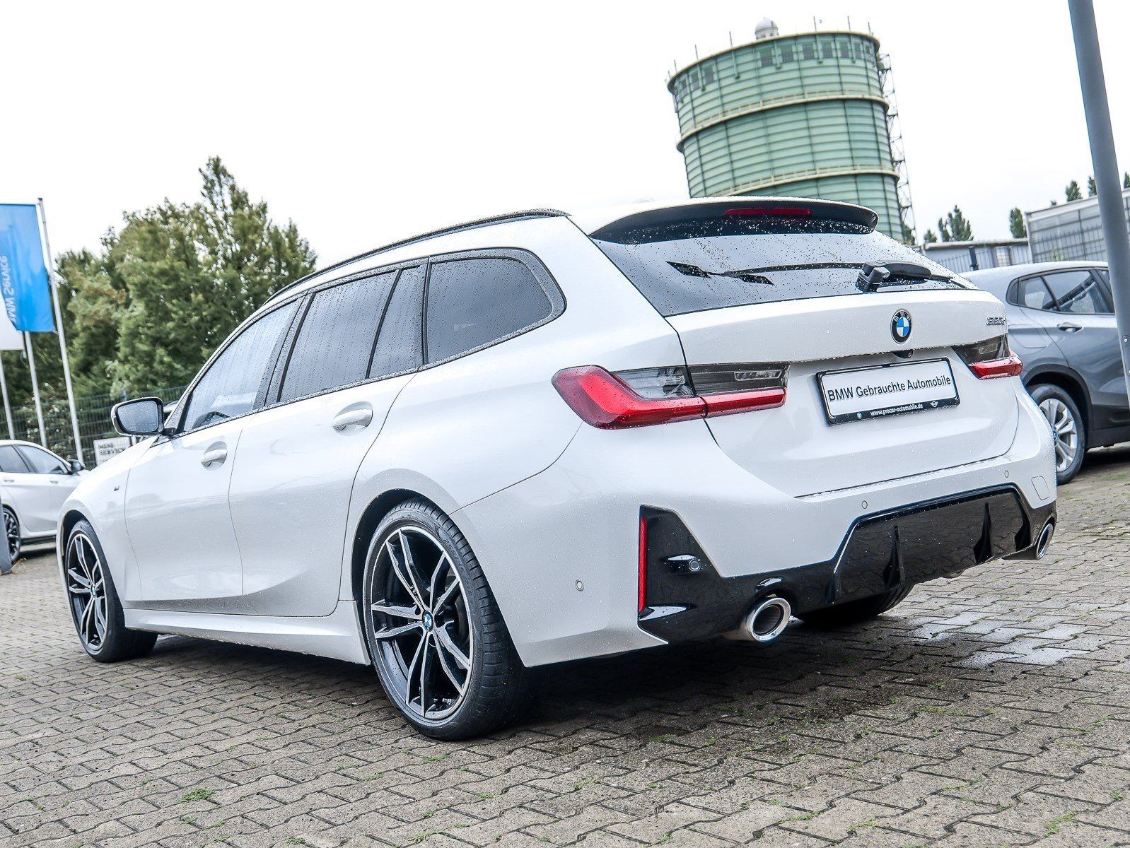 BMW 320 2024 г. Белый, пробег 47336 км