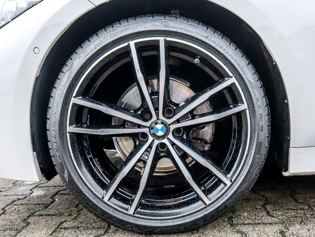BMW 320 2024 г. Белый, пробег 47336 км