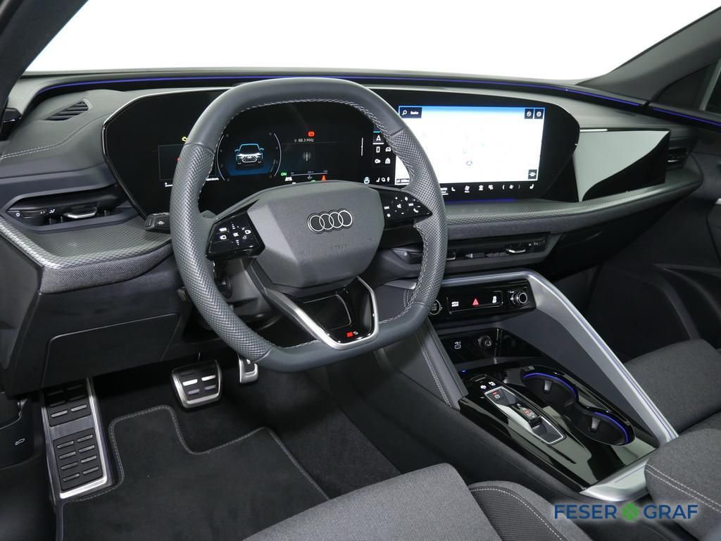 Audi Q5 2025 г. Серый, пробег 9181 км