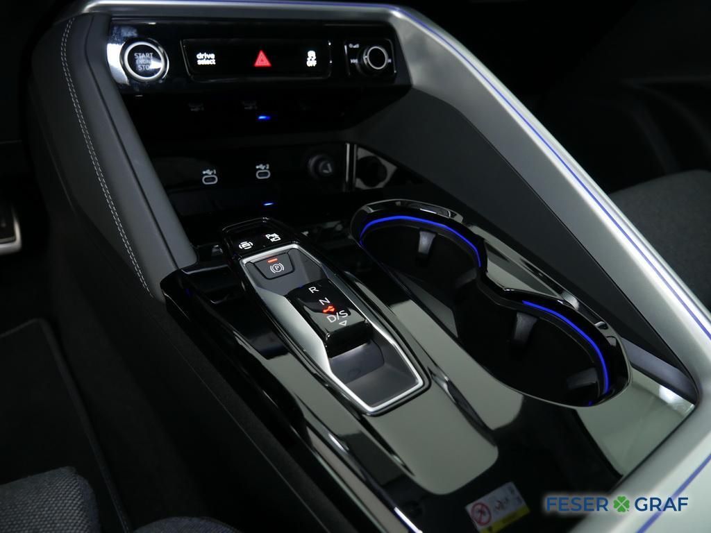 Audi Q5 2025 г. Серый, пробег 9181 км