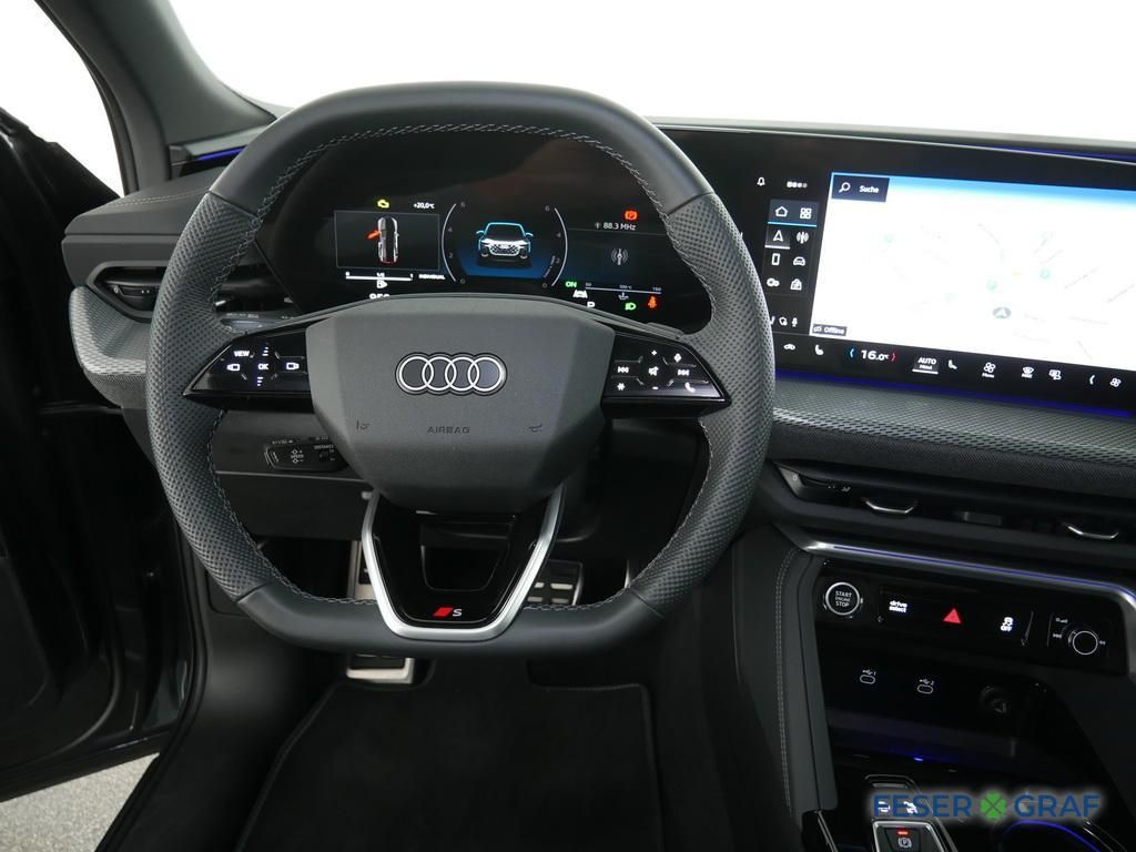 Audi Q5 2025 г. Серый, пробег 9181 км
