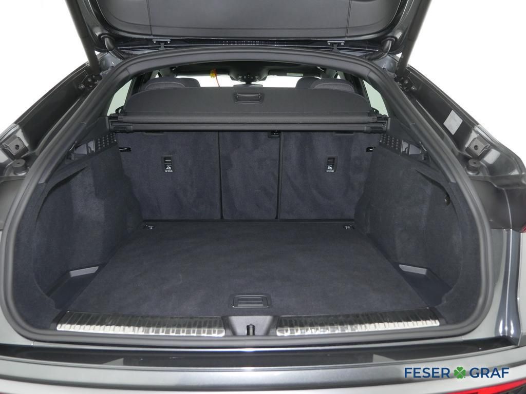 Audi Q5 2025 г. Серый, пробег 9181 км
