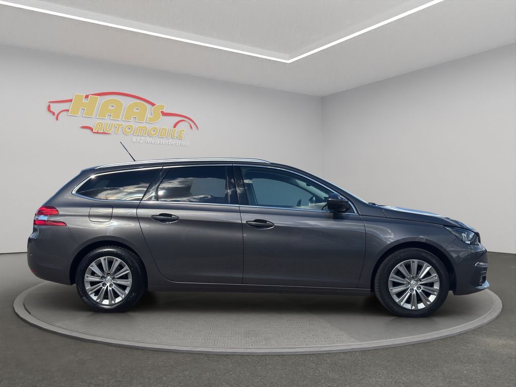 Peugeot 308 2021 г. Серый, пробег 55670 км