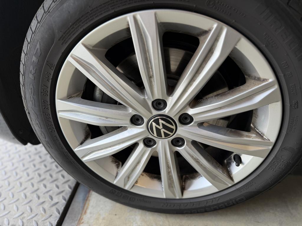 Volkswagen Touran 2026 г. Серый, пробег 29293 км
