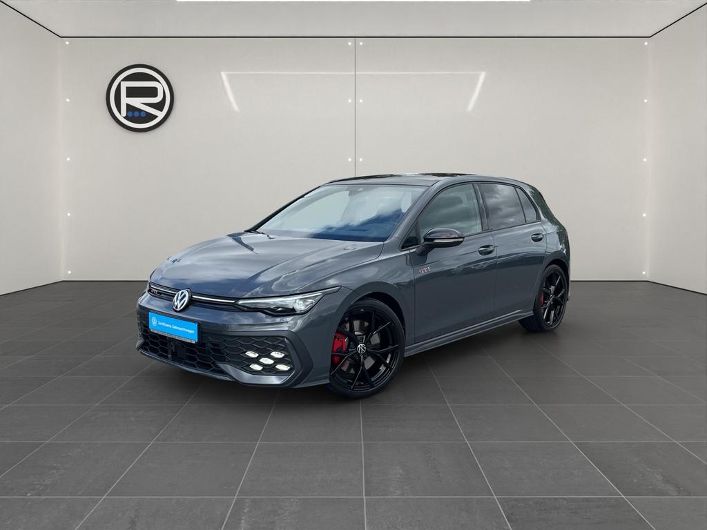 Volkswagen Golf 2025 г. Серый, пробег 11319 км