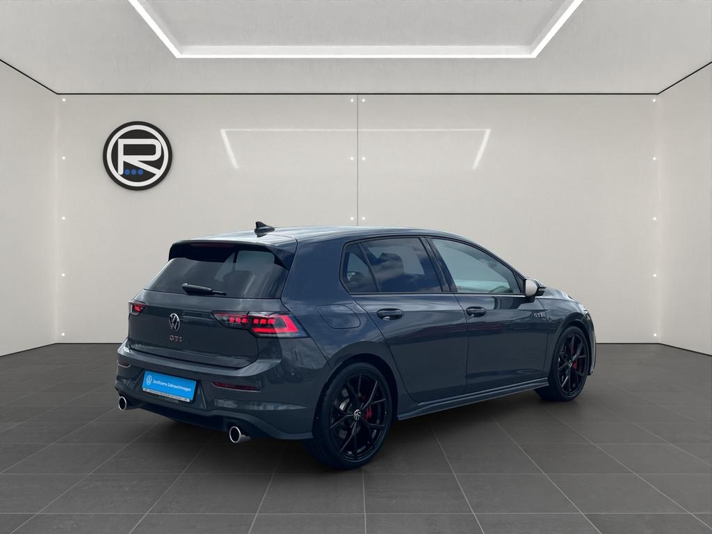 Volkswagen Golf 2025 г. Серый, пробег 11319 км