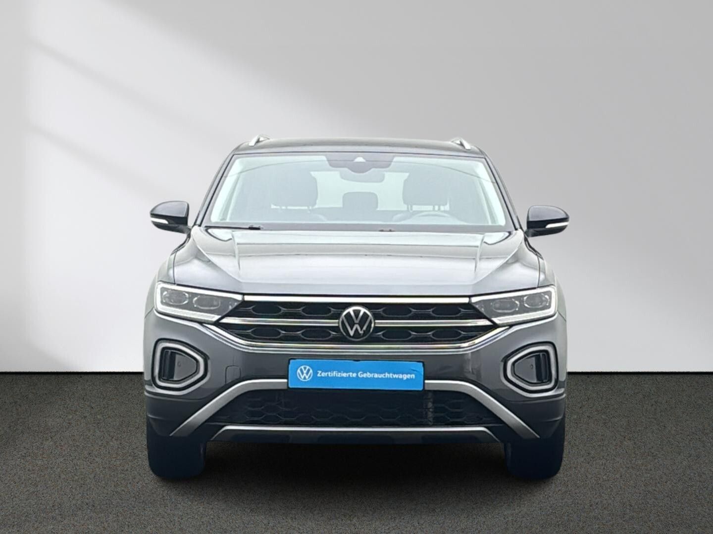Volkswagen T-Roc 2023 г. Серый, пробег 33818 км