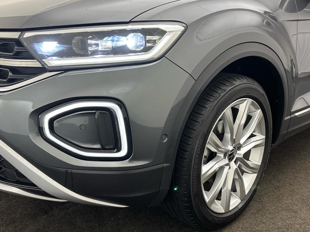 Volkswagen T-Roc 2023 г. Серый, пробег 33818 км