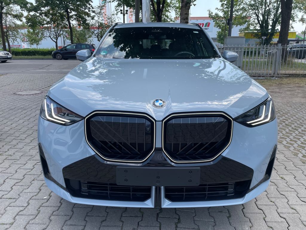 BMW X3 2025 г. Серый, пробег 19900 км