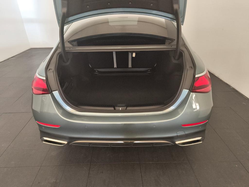 Mercedes-Benz E 220 2023 г. Серебристый, пробег 16200 км