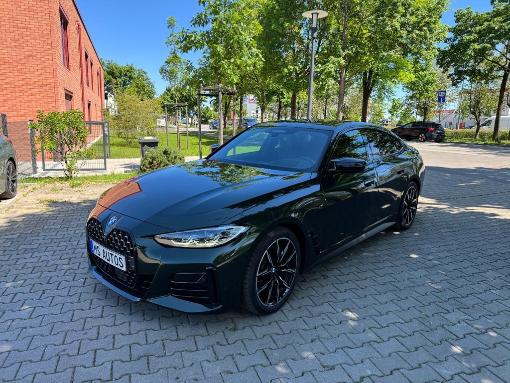 BMW M440 2022 г. Зелёный, пробег 33000 км