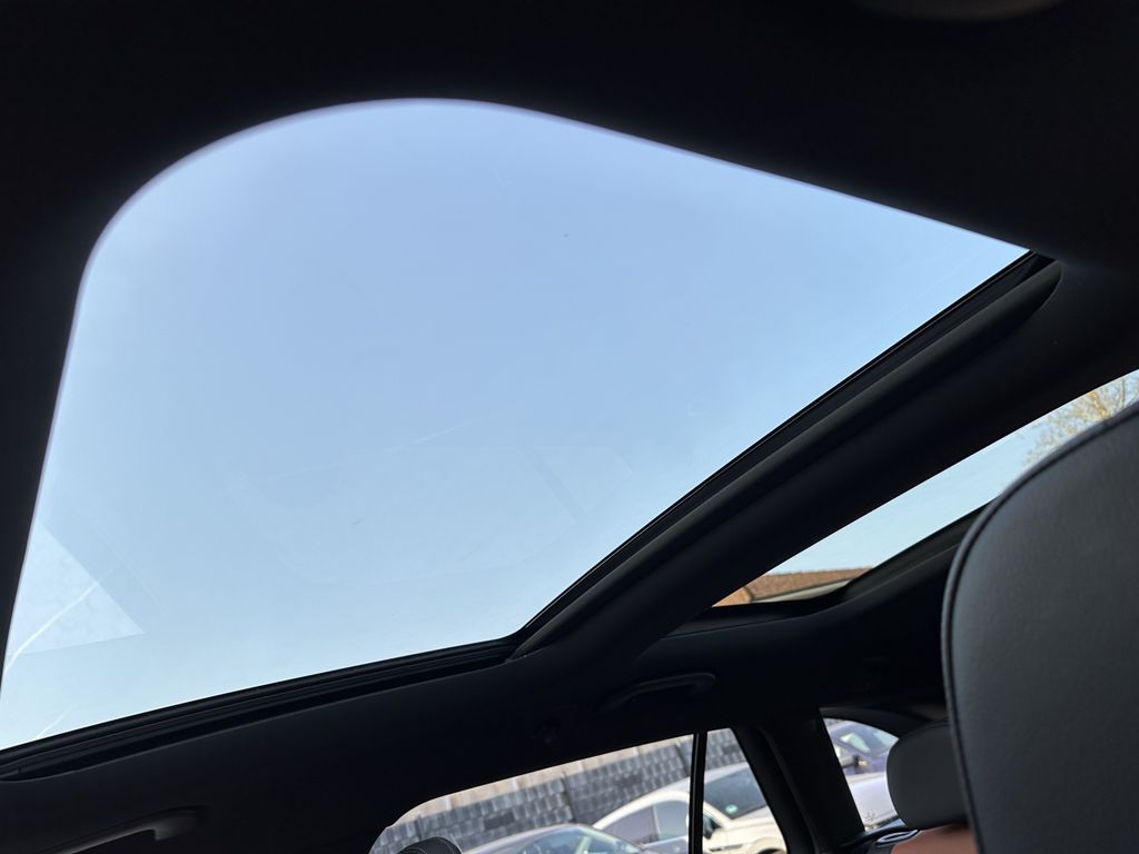 Mercedes-Benz C 220 2022 г. Серый, пробег 56750 км