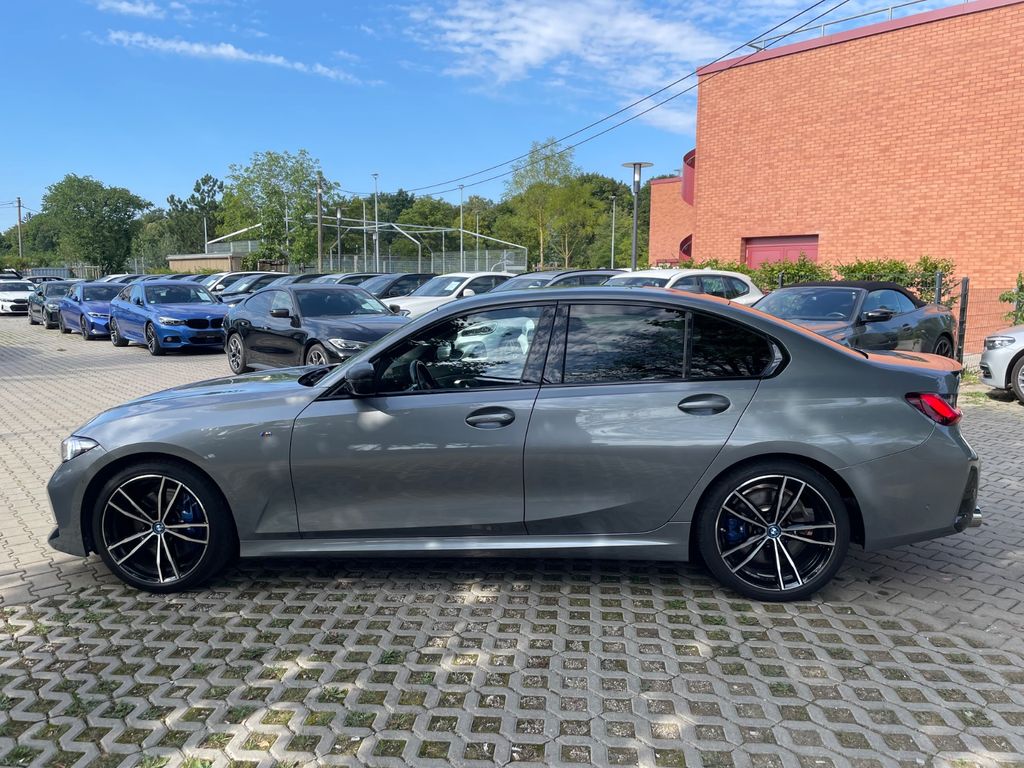 BMW 320 2023 г. Серый, пробег 54800 км
