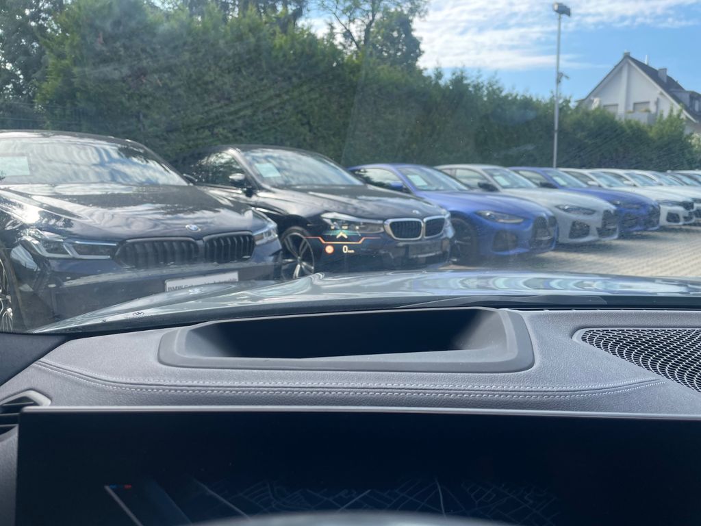 BMW 320 2023 г. Серый, пробег 54800 км