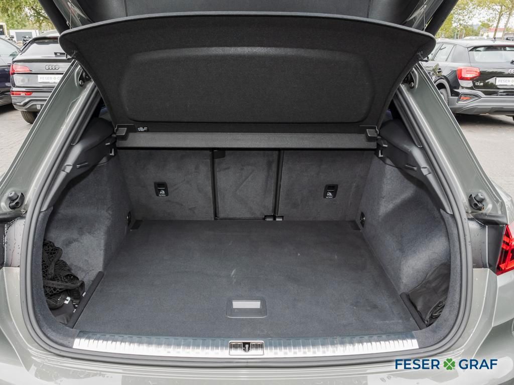 Audi Q3 2023 г. Серый, пробег 25278 км