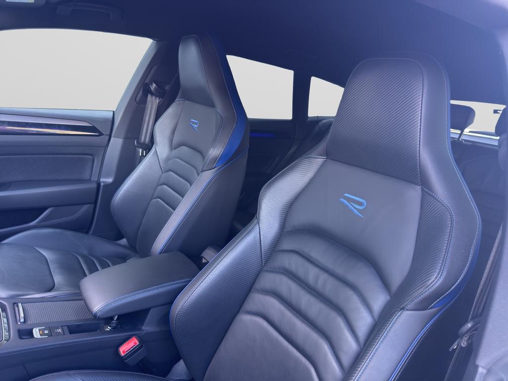 Volkswagen Arteon 2023 г. Белый, пробег 35230 км