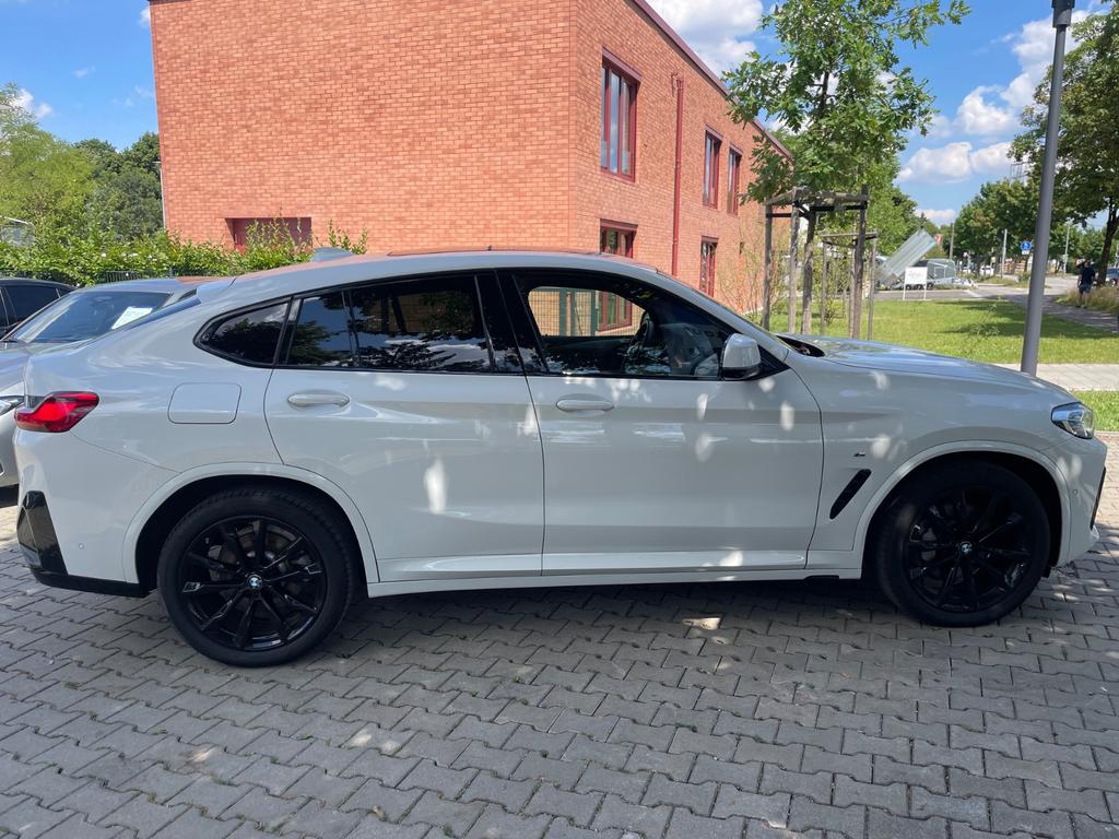 BMW X4 2024 г. Белый, пробег 29000 км