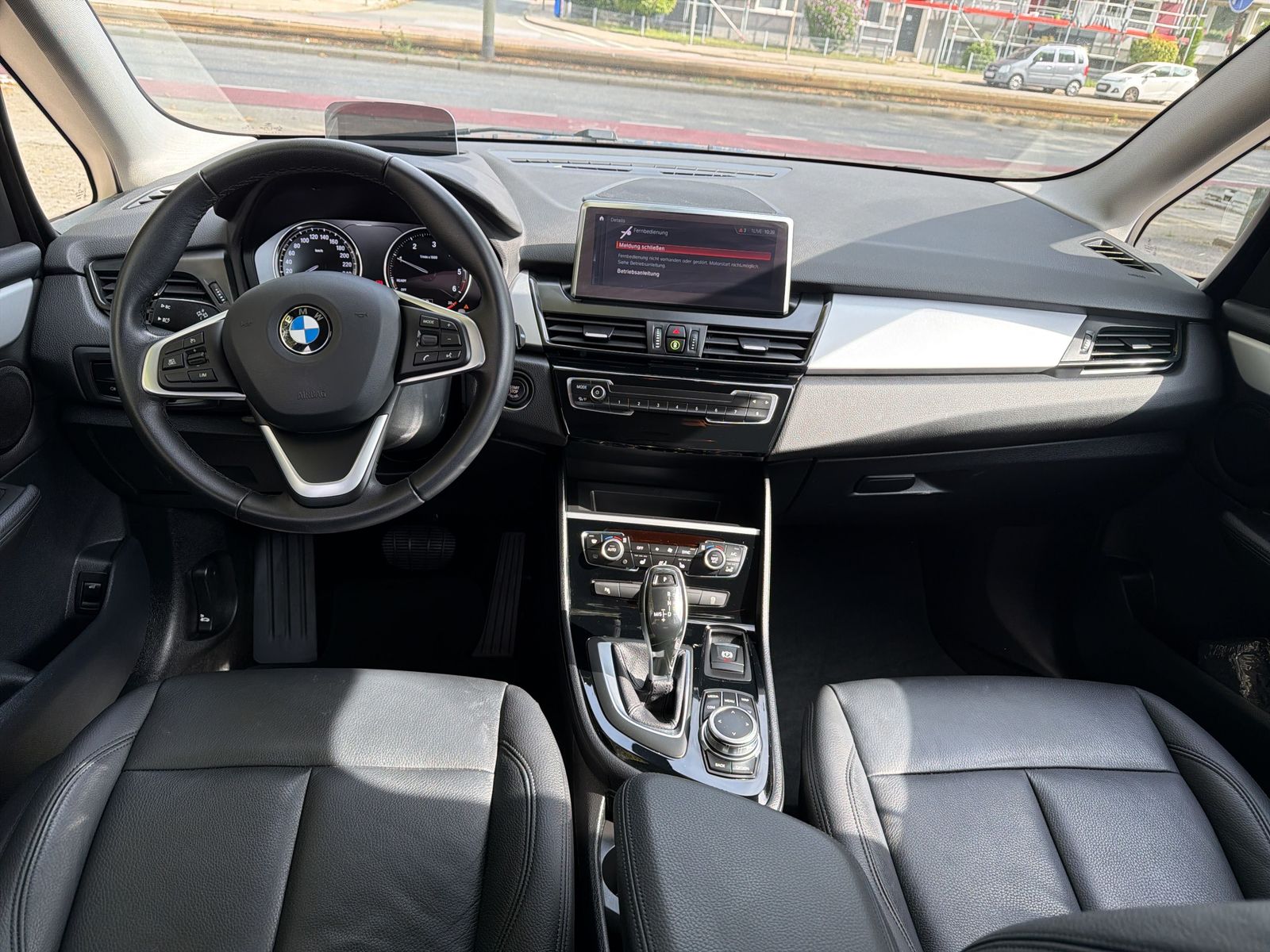 BMW 216 GRAN TOURER 2022 г. Серебристый, пробег 29052 км