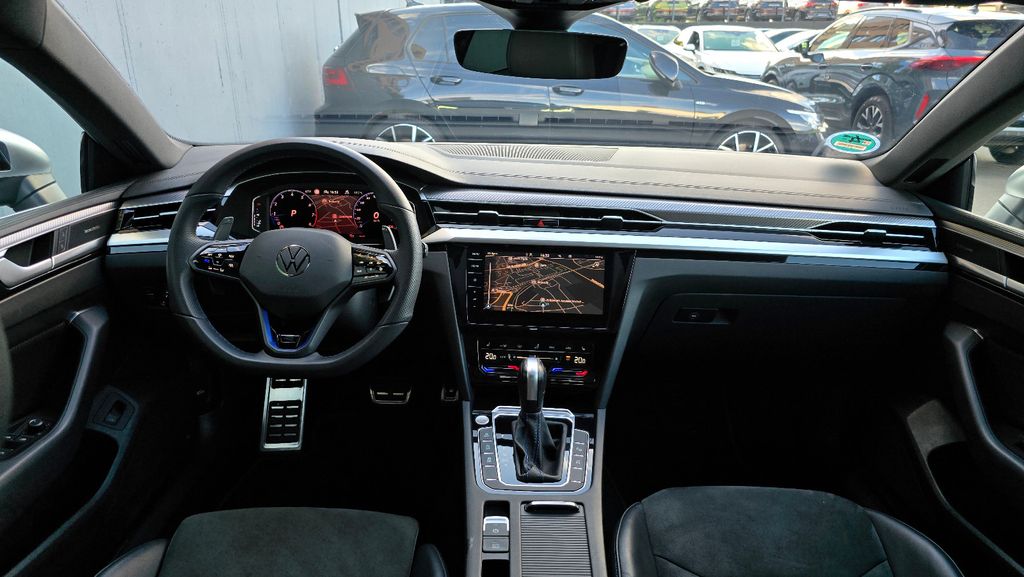 Volkswagen Arteon 2023 г. Серебристый, пробег 58868 км