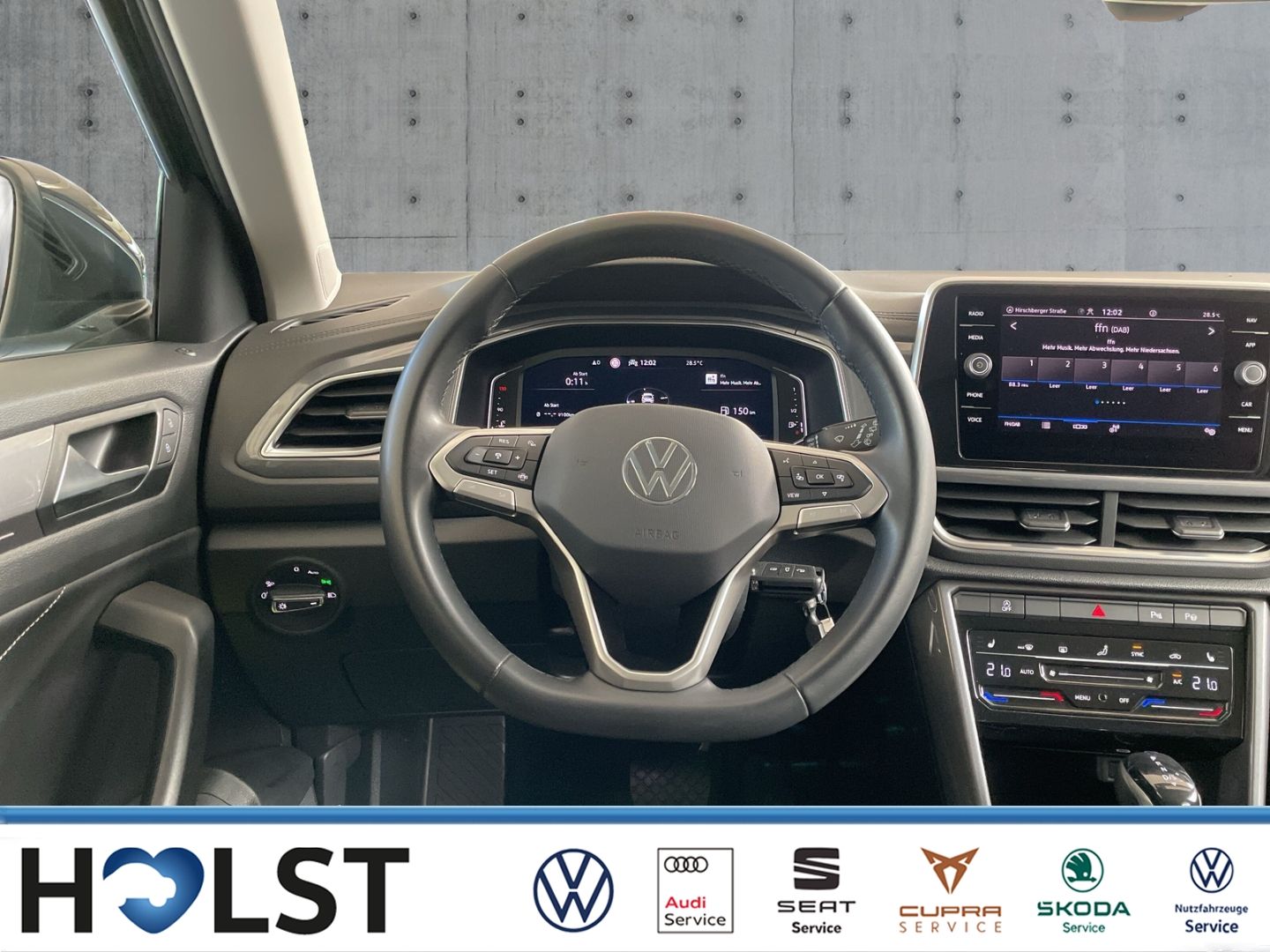 Volkswagen T-Roc 2022 г. Чёрный, пробег 49465 км